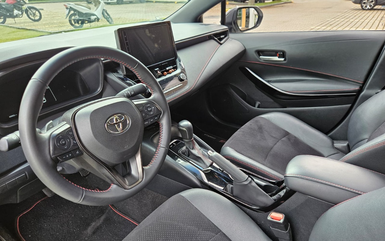 imagem-https://www.socarrao.com.br/sc-vehicle-images-prod/987823/1775582772560-MTIuanBn.jpg
