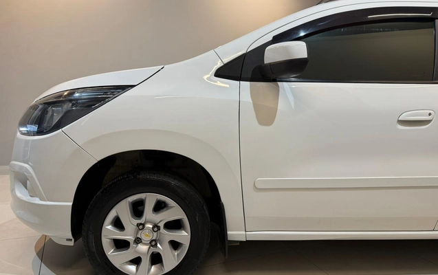 imagem-https://www.socarrao.com.br/sc-vehicle-images-prod/987911/1775583339217-003_249ee09f7b515d39e7f8adc850f6ffdd.jpeg