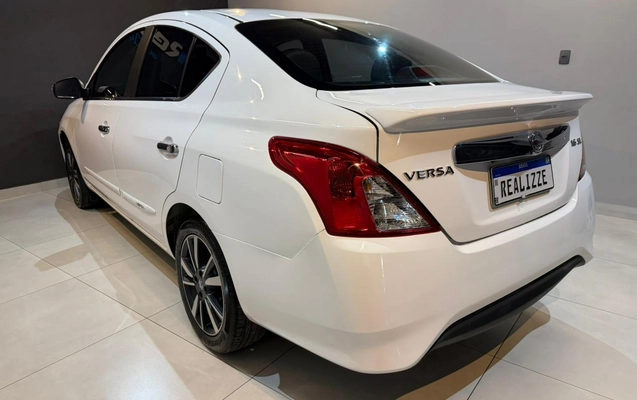 imagem-https://www.socarrao.com.br/sc-vehicle-images-prod/987913/1775583409473-003_fd20374f597b150ab5d8aa8277621de8.jpeg