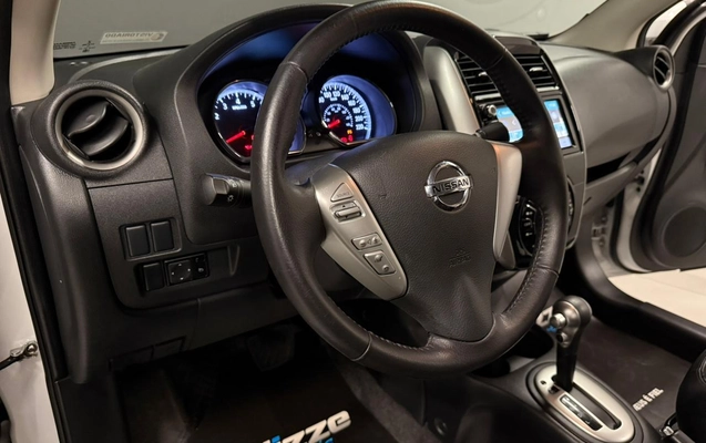 imagem-https://www.socarrao.com.br/sc-vehicle-images-prod/987913/1775583409475-003_4965b9e216e759b2e78188e3c1296cba.jpeg