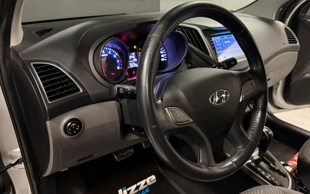 imagem-https://www.socarrao.com.br/sc-vehicle-images-prod/987921/1775583607587-003_905e9f23868ca39fa4bc62d6496a753b.jpeg