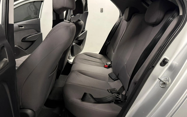 imagem-https://www.socarrao.com.br/sc-vehicle-images-prod/987921/1775583607593-003_edc4f4ac210cc0d8757fba4ecee94f78.jpeg