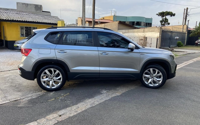 imagem-https://www.socarrao.com.br/sc-vehicle-images-prod/987983/1775584999930-OC5qcGVn.jpeg