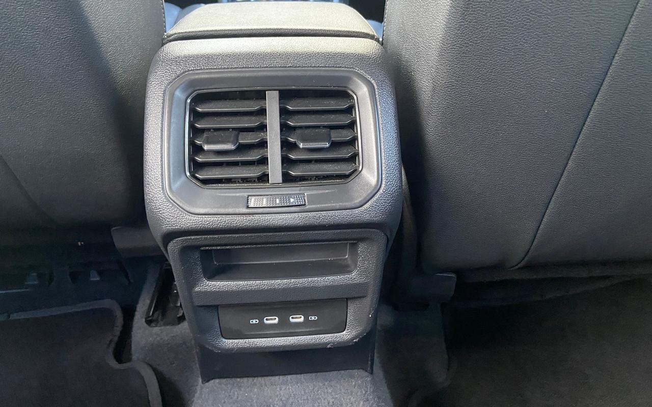 imagem-https://www.socarrao.com.br/sc-vehicle-images-prod/987983/1775585000927-V2hhdHNBcHAgSW1hZ2UgMjAyNi0wNC0wNyBhdCAxNC41MC4xMS5qcGVn.jpeg