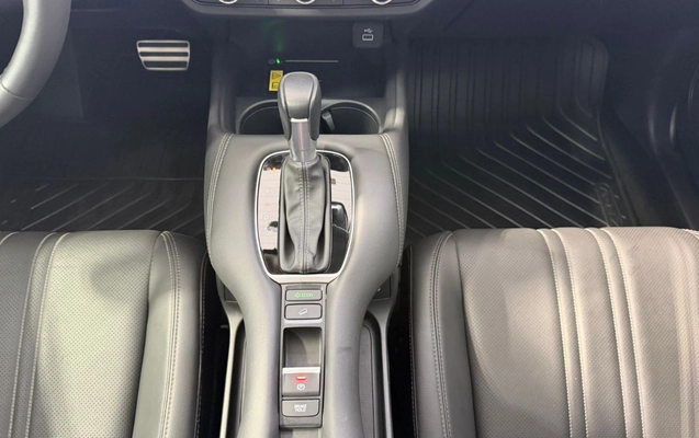 imagem-https://www.socarrao.com.br/sc-vehicle-images-prod/988096/1775587440571-MTcuanBlZw.jpeg
