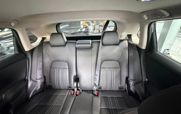 imagem-https://www.socarrao.com.br/sc-vehicle-images-prod/988096/1775587440842-MTguanBlZw.jpeg