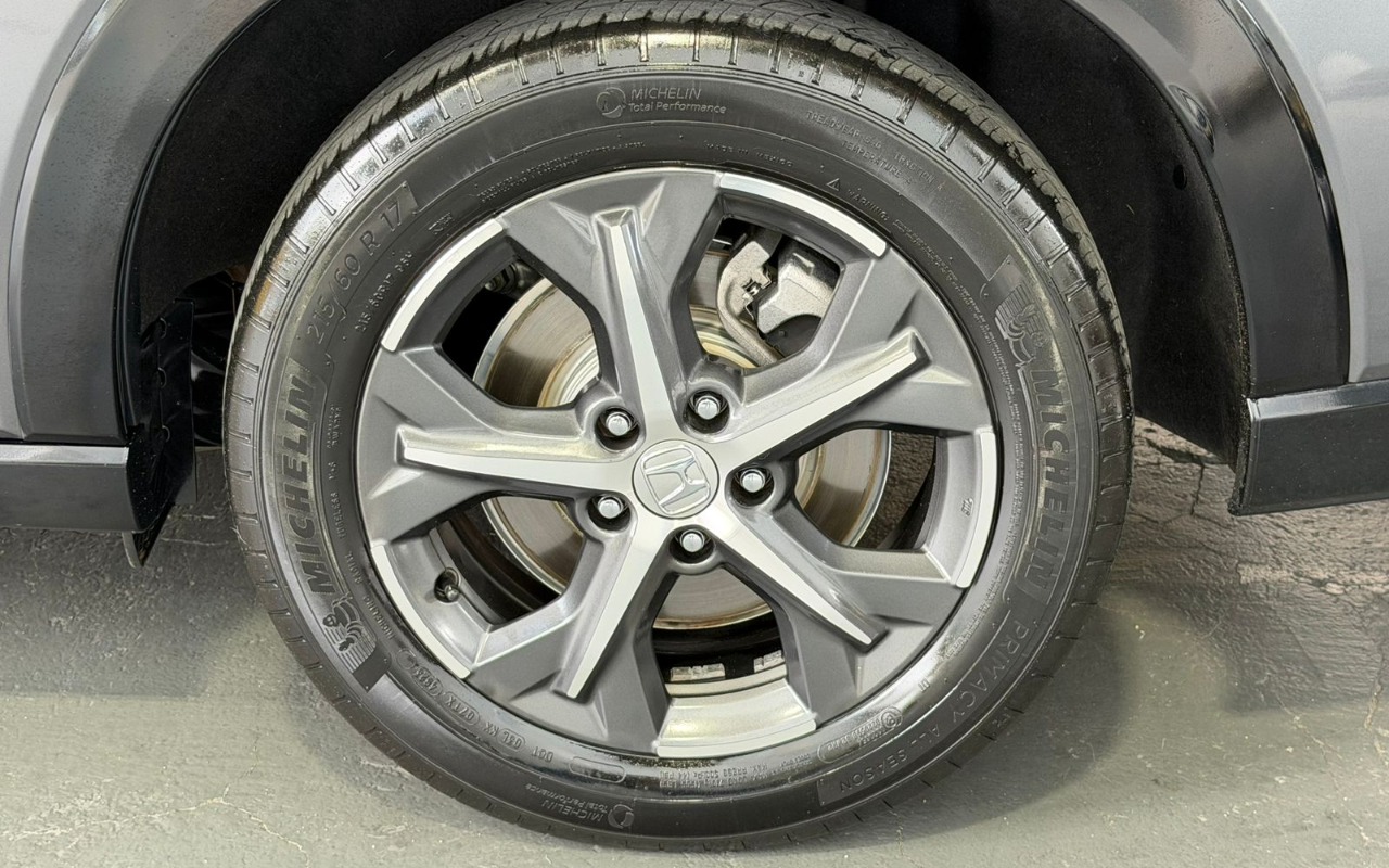 imagem-https://www.socarrao.com.br/sc-vehicle-images-prod/988096/1775587441354-MjIuanBlZw.jpeg