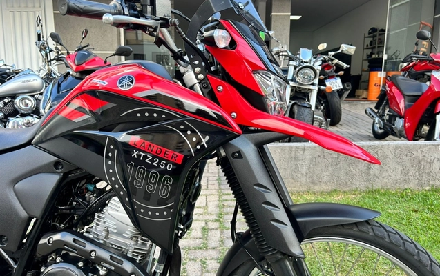 imagem-https://www.socarrao.com.br/sc-vehicle-images-prod/988148/1775588440864-V2hhdHNBcHAgSW1hZ2UgMjAyNi0wNC0wMSBhdCAxNy4wMC4yMSAoNSkuanBlZw.jpeg