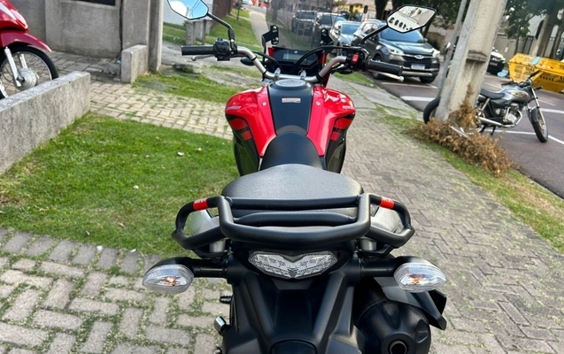 imagem-https://www.socarrao.com.br/sc-vehicle-images-prod/988148/1775588441235-V2hhdHNBcHAgSW1hZ2UgMjAyNi0wNC0wMSBhdCAxNy4wMC4yNCAoNikuanBlZw.jpeg