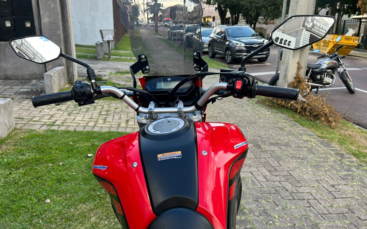 imagem-https://www.socarrao.com.br/sc-vehicle-images-prod/988148/1775588441371-V2hhdHNBcHAgSW1hZ2UgMjAyNi0wNC0wMSBhdCAxNy4wMC4yNCAoNSkuanBlZw.jpeg