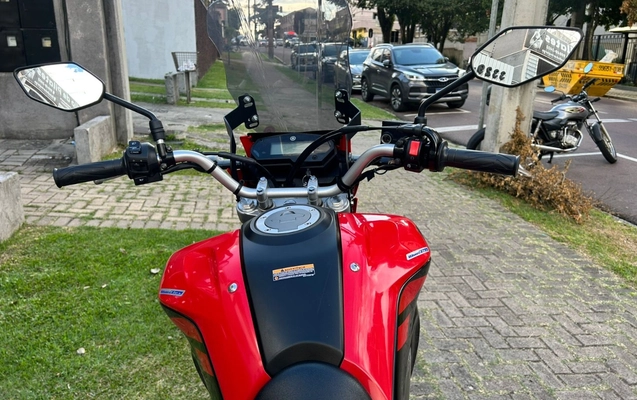 imagem-https://www.socarrao.com.br/sc-vehicle-images-prod/988148/1775588441371-V2hhdHNBcHAgSW1hZ2UgMjAyNi0wNC0wMSBhdCAxNy4wMC4yNCAoNSkuanBlZw.jpeg