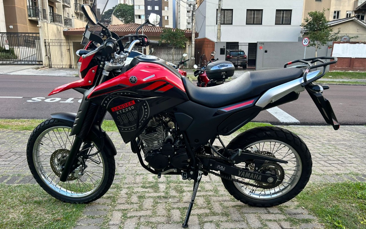 imagem-https://www.socarrao.com.br/sc-vehicle-images-prod/988148/1775588442559-V2hhdHNBcHAgSW1hZ2UgMjAyNi0wNC0wMSBhdCAxNy4wMC4yMyAoMykuanBlZw.jpeg