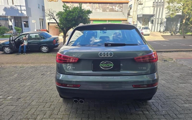 imagem-https://www.socarrao.com.br/sc-vehicle-images-prod/988275/1785878138825-7970229_5_B_2b7467d96d.jpeg