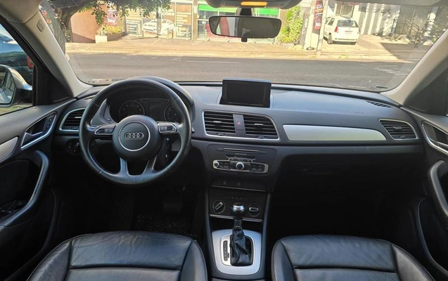 imagem-https://www.socarrao.com.br/sc-vehicle-images-prod/988275/1785878138849-7970229_19_B_e96b1fca4c.jpeg