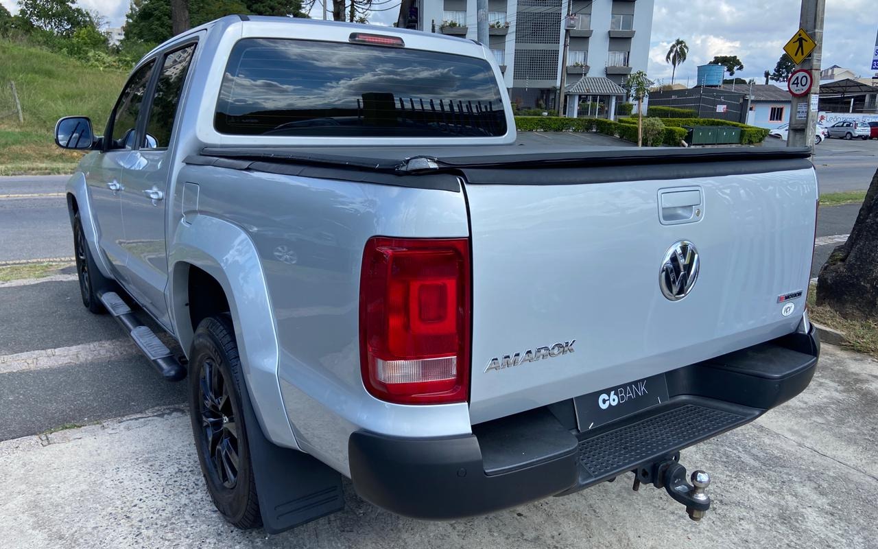 imagem-https://www.socarrao.com.br/sc-vehicle-images-prod/988379/1775591961145-NS5qcGVn.jpeg