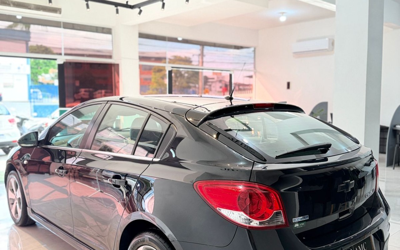 imagem-https://www.socarrao.com.br/sc-vehicle-images-prod/988408/1775592473616-V2hhdHNBcHAgSW1hZ2UgMjAyNi0wNC0wNyBhdCAxNS4xNS4zNy5qcGVn.jpeg