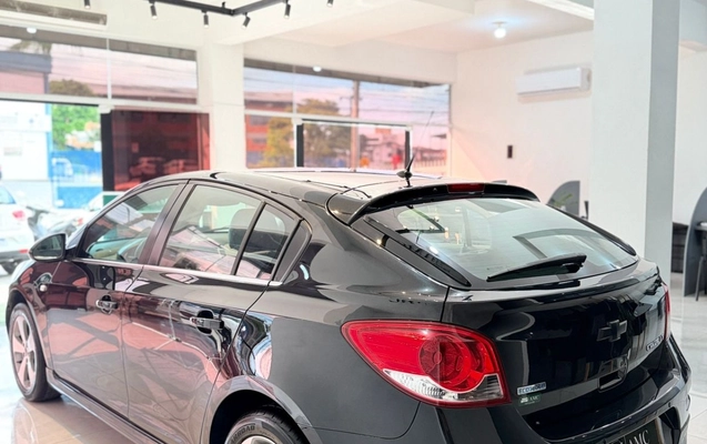 imagem-https://www.socarrao.com.br/sc-vehicle-images-prod/988408/1775592473616-V2hhdHNBcHAgSW1hZ2UgMjAyNi0wNC0wNyBhdCAxNS4xNS4zNy5qcGVn.jpeg