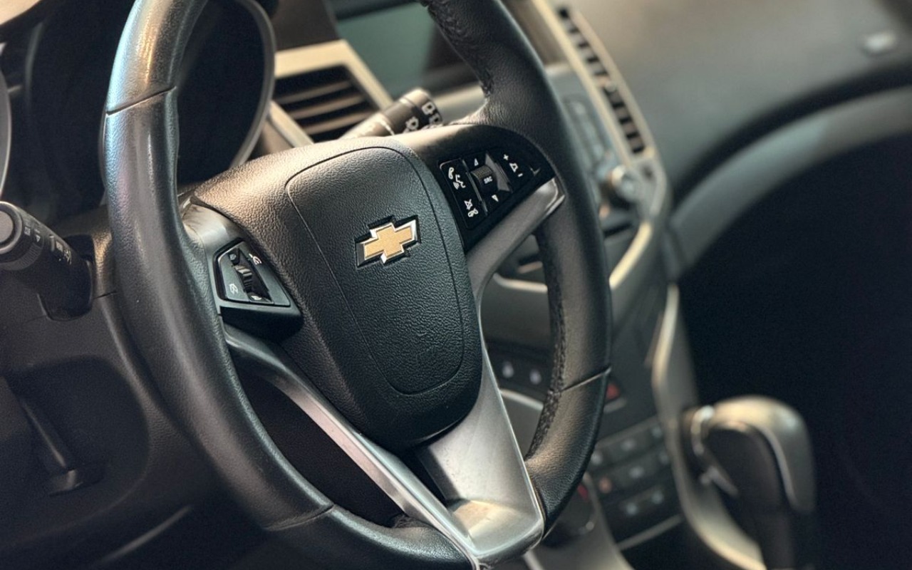 imagem-https://www.socarrao.com.br/sc-vehicle-images-prod/988408/1775592474785-V2hhdHNBcHAgSW1hZ2UgMjAyNi0wNC0wNyBhdCAxNS4xNS40My5qcGVn.jpeg