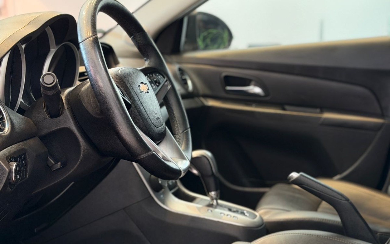 imagem-https://www.socarrao.com.br/sc-vehicle-images-prod/988408/1775592474935-V2hhdHNBcHAgSW1hZ2UgMjAyNi0wNC0wNyBhdCAxNS4xNS40MyAoMSkuanBlZw.jpeg