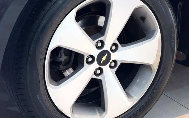 imagem-https://www.socarrao.com.br/sc-vehicle-images-prod/988408/1775592475566-V2hhdHNBcHAgSW1hZ2UgMjAyNi0wNC0wNyBhdCAxNS4xNS4zOCAoMykuanBlZw.jpeg