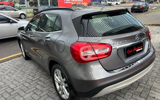 imagem-https://www.socarrao.com.br/sc-vehicle-images-prod/988526/1775594293966-V2hhdHNBcHAgSW1hZ2UgMjAyNi0wNC0wNyBhdCAxNi4yOC40NSAoMSkuanBlZw.jpeg