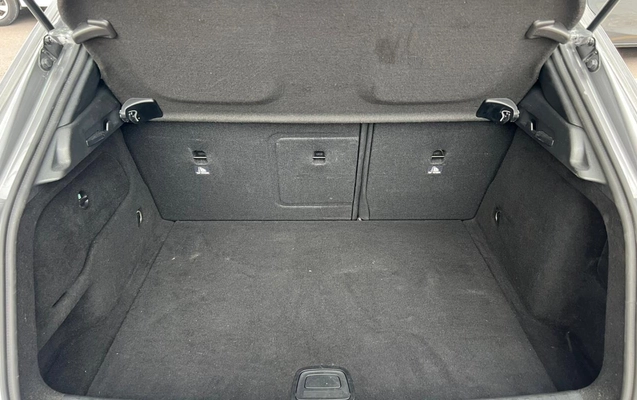 imagem-https://www.socarrao.com.br/sc-vehicle-images-prod/988526/1775594294498-V2hhdHNBcHAgSW1hZ2UgMjAyNi0wNC0wNyBhdCAxNi4yOC40OC5qcGVn.jpeg
