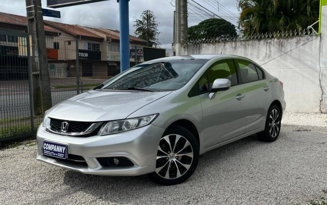 imagem-https://www.socarrao.com.br/sc-vehicle-images-prod/988557/1775653502880-V2hhdHNBcHAgSW1hZ2UgMjAyNi0wNC0wOCBhdCAwOS41OS4wNS5qcGVn.jpeg