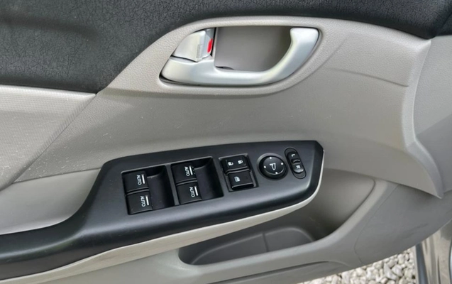 imagem-https://www.socarrao.com.br/sc-vehicle-images-prod/988557/1775653503469-V2hhdHNBcHAgSW1hZ2UgMjAyNi0wNC0wOCBhdCAwOS41OS4wNiAoMykuanBlZw.jpeg