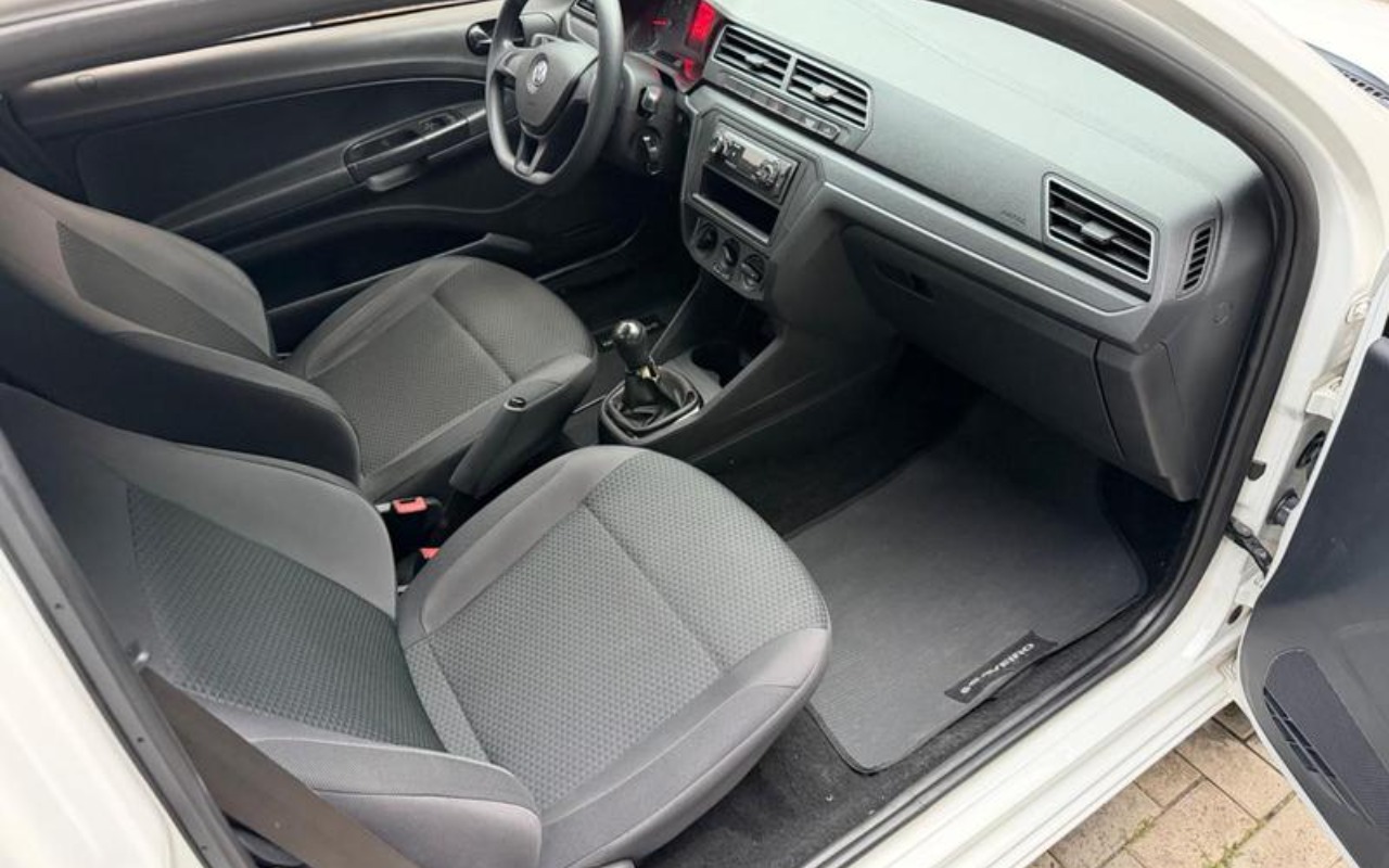 imagem-https://www.socarrao.com.br/sc-vehicle-images-prod/988568/1775595530974-NzkzNDM3NV8xNF9CXzBlMmIzYjU1YmIuanBlZw.jpeg