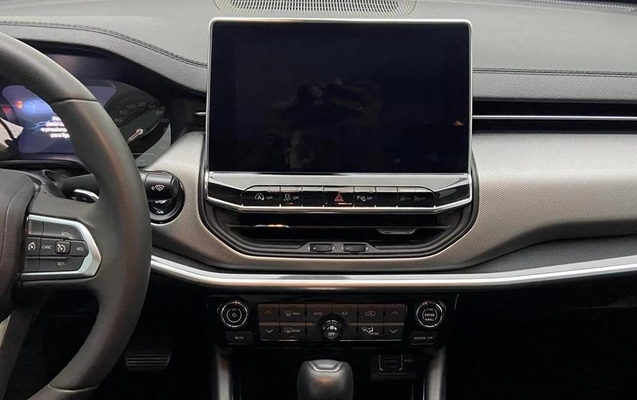 imagem-https://www.socarrao.com.br/sc-vehicle-images-prod/988603/1791466984196-7937215_6_B_7330d50989.jpeg