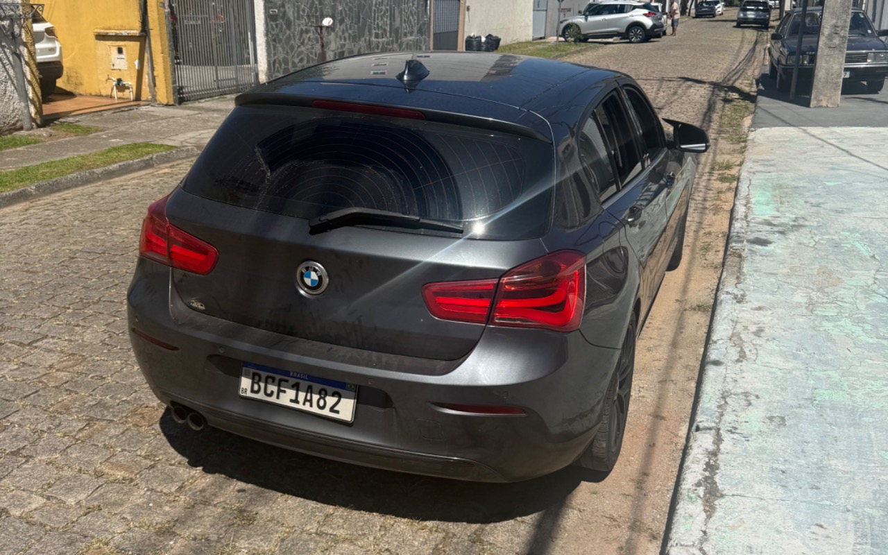 imagem-https://www.socarrao.com.br/sc-vehicle-images-prod/988657/1775601995465-SU1HXzEyNjcuanBlZw.jpeg
