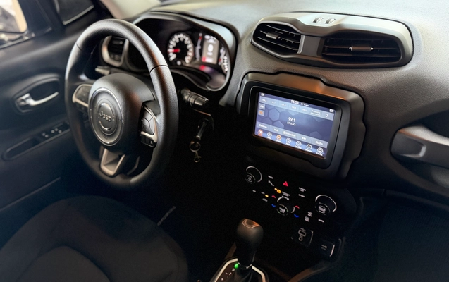imagem-https://www.socarrao.com.br/sc-vehicle-images-prod/988670/1781811462788-6a686043-39e5-4cbc-a875-7923765ff1c1.jpg