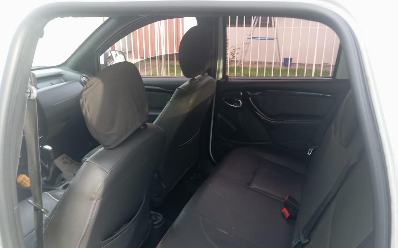imagem-https://www.socarrao.com.br/sc-vehicle-images-prod/989078/1775652178851-V2hhdHNBcHAgSW1hZ2UgMjAyNi0wMi0yNSBhdCAxNi4yNy4zMC5qcGVn.jpeg