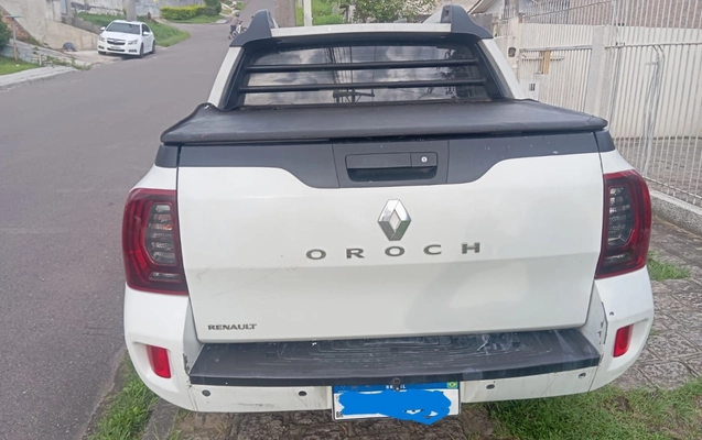 imagem-https://www.socarrao.com.br/sc-vehicle-images-prod/989078/1775652179410-V2hhdHNBcHAgSW1hZ2UgMjAyNi0wMi0yNSBhdCAxNi4yNy4zMiAoMikuanBlZw.jpeg