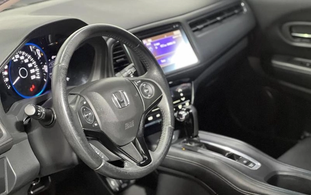 imagem-https://www.socarrao.com.br/sc-vehicle-images-prod/989082/1788804677064-7929935_8_B_a8f4327991.jpeg