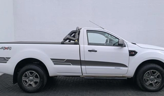 imagem-https://www.socarrao.com.br/sc-vehicle-images-prod/989395/1780936362333-7970180_21_B_674e62f23e.jpeg