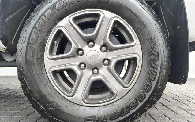 imagem-https://www.socarrao.com.br/sc-vehicle-images-prod/989395/1780936362343-7970180_15_B_08d93c3590.jpeg