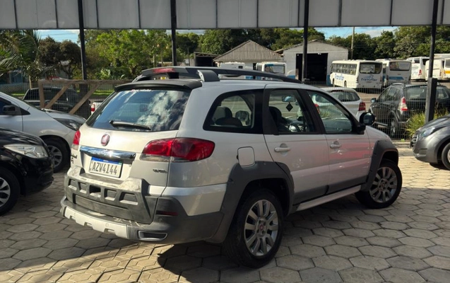 imagem-https://www.socarrao.com.br/sc-vehicle-images-prod/989480/1787163132806-IgxiMBRxvjY0WnwCXOA68ewiFrw81ayD.jpg