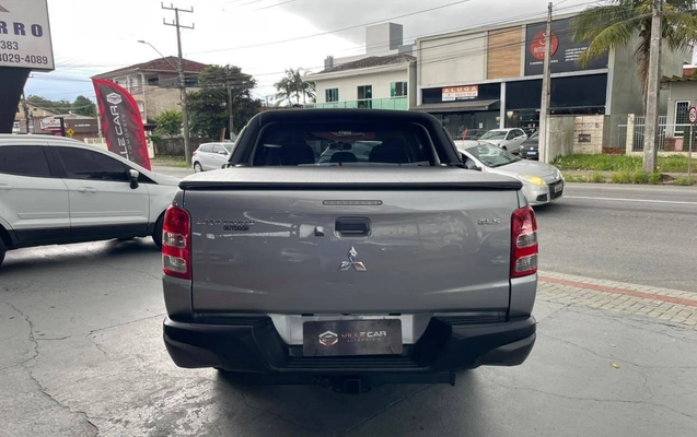 imagem-https://www.socarrao.com.br/sc-vehicle-images-prod/989489/1779408094827-f3401e22209848ababa9d185ea236954_1775653638995.jpeg