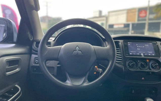 imagem-https://www.socarrao.com.br/sc-vehicle-images-prod/989489/1779408094835-f1201769d33e4273af71abd36c60c5ca_1775653647355.jpeg