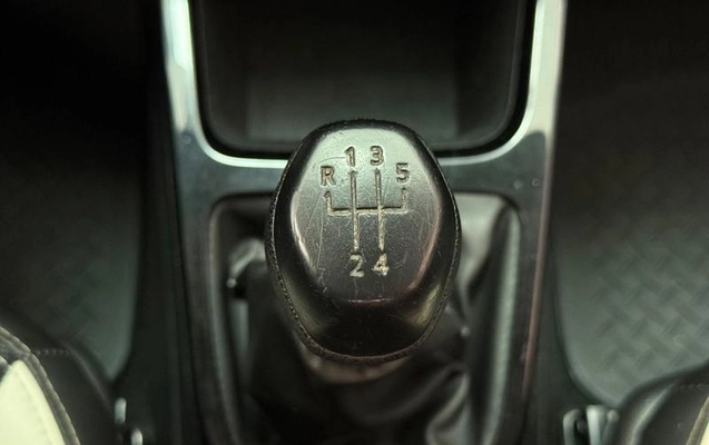 imagem-https://www.socarrao.com.br/sc-vehicle-images-prod/989496/1784399755226-7925504_11_B_34c384ca7d.jpeg