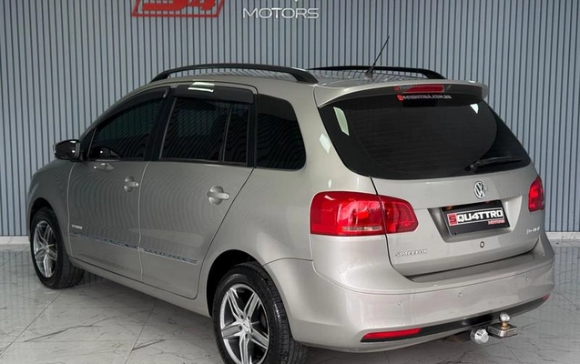 imagem-https://www.socarrao.com.br/sc-vehicle-images-prod/989504/1787696553985-7944792_7_B_2b89087dd2.jpeg