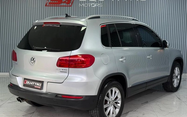 imagem-https://www.socarrao.com.br/sc-vehicle-images-prod/989514/1785873157732-7958318_1_B_86ada90d32.jpeg