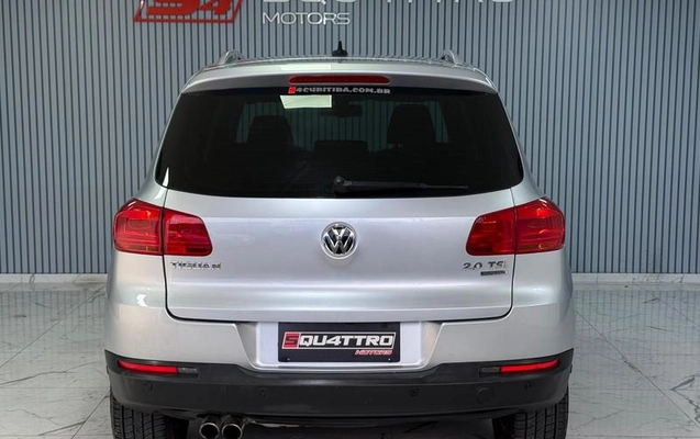 imagem-https://www.socarrao.com.br/sc-vehicle-images-prod/989514/1785873157734-7958318_20_B_65fad2de32.jpeg