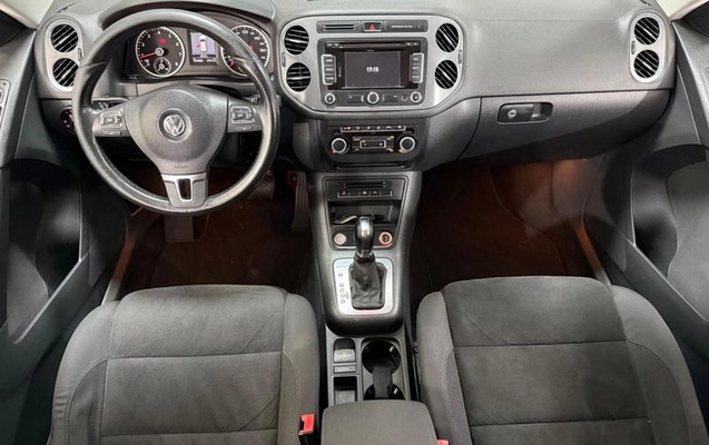 imagem-https://www.socarrao.com.br/sc-vehicle-images-prod/989514/1785873157739-7958318_13_B_e3d155280f.jpeg