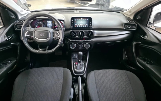 imagem-https://www.socarrao.com.br/sc-vehicle-images-prod/989520/1775654901895-605f5210-c1e4-4f5b-b443-15977eef5266.jpg