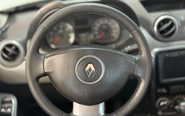 imagem-https://www.socarrao.com.br/sc-vehicle-images-prod/989557/1787696162122-7967011_15_B_eec75b9f36.jpeg