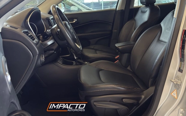 imagem-https://www.socarrao.com.br/sc-vehicle-images-prod/989565/1789040764874-gb-74a287e.jpg