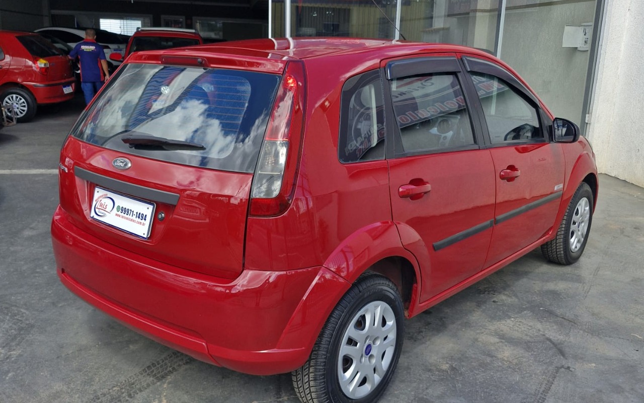 imagem-https://www.socarrao.com.br/sc-vehicle-images-prod/989817/1775660155986-NS5qcGVn.jpeg
