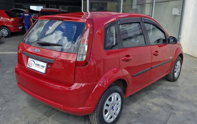 imagem-https://www.socarrao.com.br/sc-vehicle-images-prod/989817/1775660155986-NS5qcGVn.jpeg